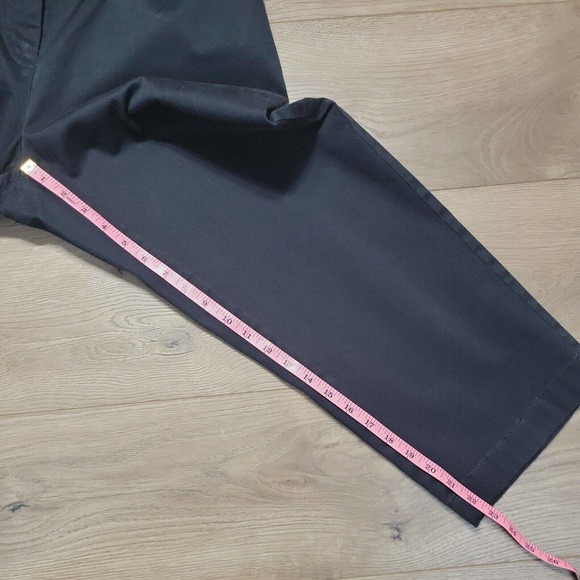 LL Bean Pants Women's 12 Classic Fit Elastic Waist Crop Black Flat Front - Picture 8 of 9